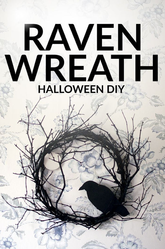 Halloween wreath Branches scary Raven